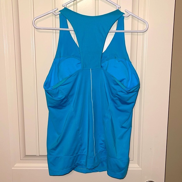 Nike - Picture 2 of 2